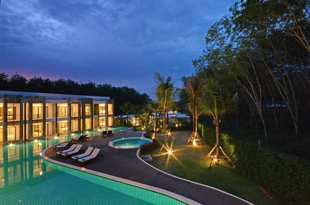 Wanaburi Resort Phuket Eksteriør billede