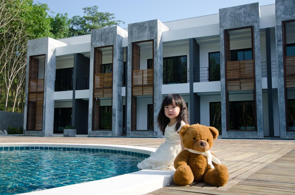 Wanaburi Resort Phuket Eksteriør billede